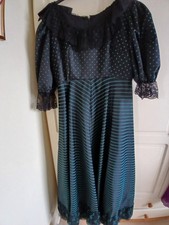 Victorian Styie Dress Size 14