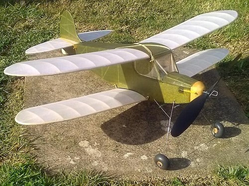 Biplane rubber power - biplane,