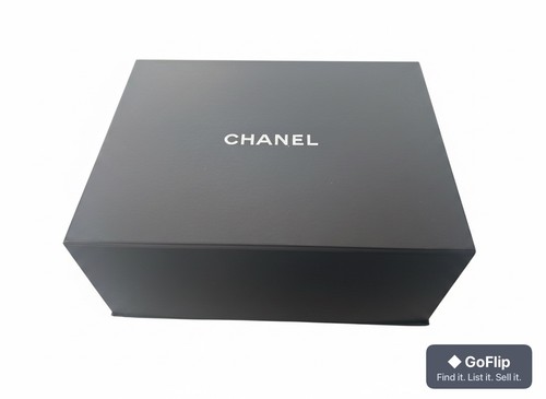 Chanel black magnetic folding - chanel,