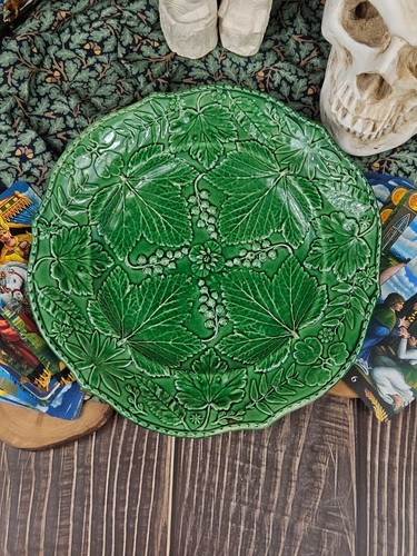 Antique victorian green - victorian,
