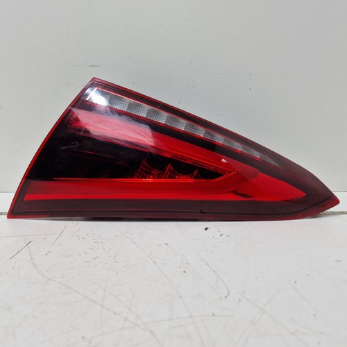 Mercedes class tail light - a,