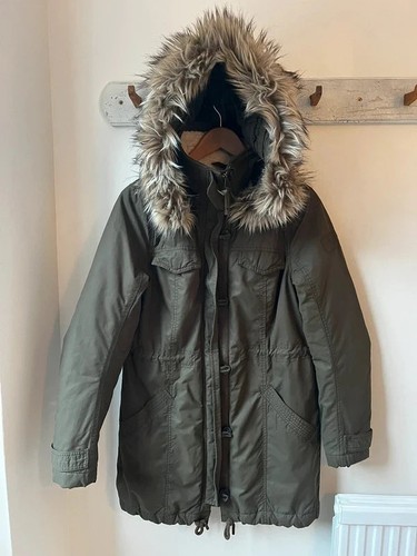 Abercrombie fitch khaki - &,
