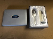 THE JULIANA COLLECTION BRUSH &