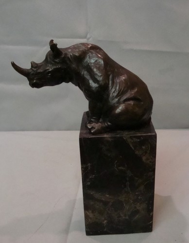 Statue rhinoceros wildlife art - rhinoceros,