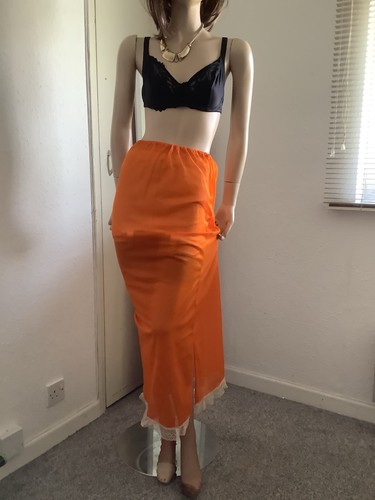 Vtg orange sheet silky - , nylon