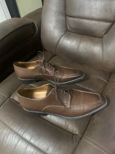 Santoni brown apron toe derby