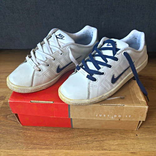 Nike court tradition - court,