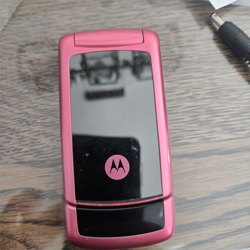 Motorola w220 flip phone - motorola,