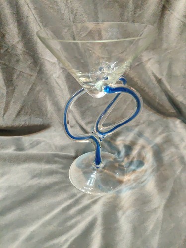 Art glass vase clear - &, blue