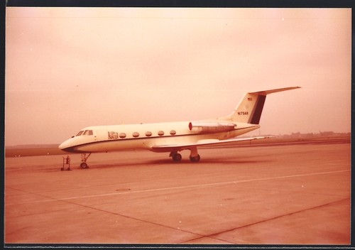 Photograph aircraft twin jet - photograph,