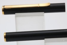 Vintage (c1970) Aurora Hastil