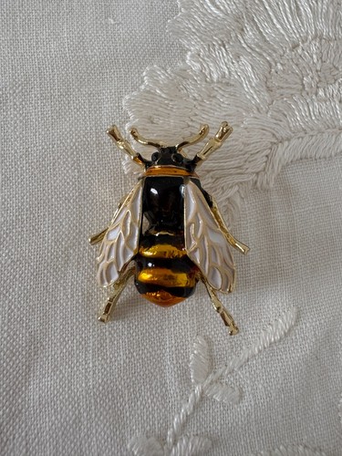 Stunning honey bumble - stunning,