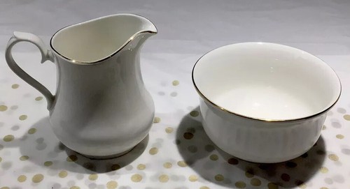 Queen anne bone china - china, in