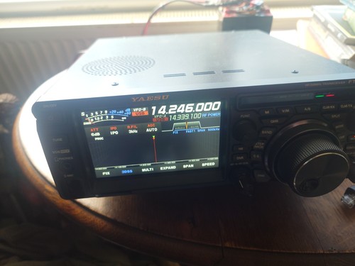 Yaesu transceiver - dx, 10