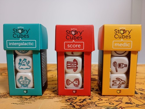 Selection story cubes - of, 3