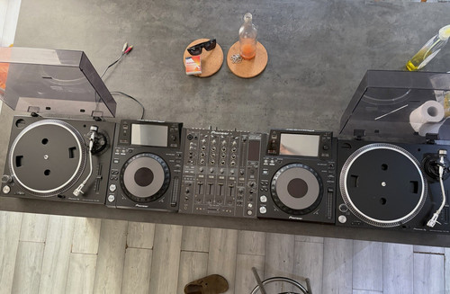 Pioneer dj equipment - dj,