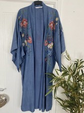 Zara Floral Embroidered Bead