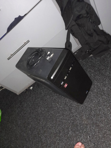 Black computer tower case - black,