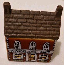 Vintage Wade Whimsey on Why English Village District Bank House Number 25