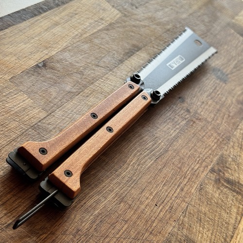 Foldable pocket hand - hand, saws