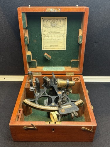 Antique naval sextant - sextant, husun
