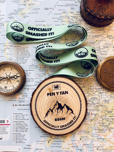 Pen fan medal y - y,