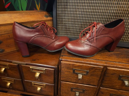 Vintage inspired burgundy - vintage-inspired,