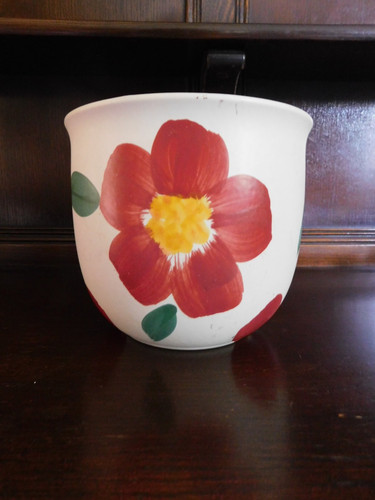 Hand painted round - hand, pot