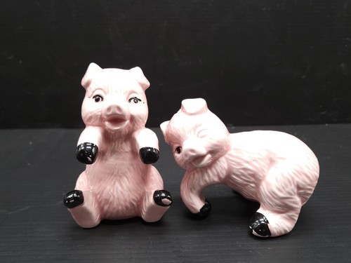 Adorable japanese pink - japanese, piggies