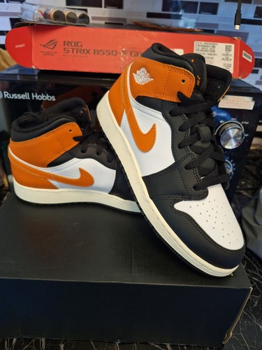 Nike air jordan mid - air, 1