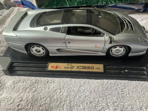 Maisto 1992 jaguar xj220 - jaguar,
