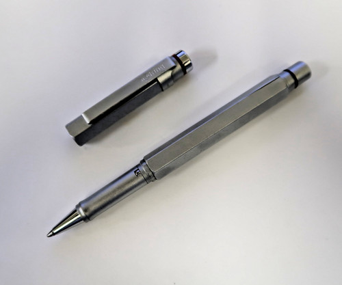 Rotring 600 rollerball pen - 600,