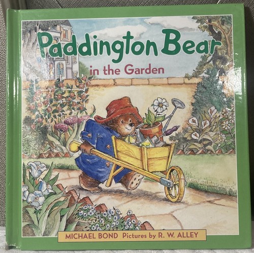 Paddington bear the garden - paddington, in