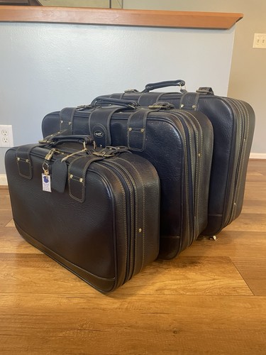 Vintage traveler choice - vintage, traveler's
