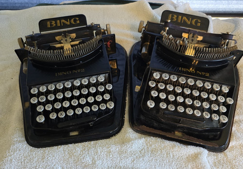 Qty bing 2 - typewriter, w/