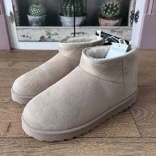 Primark - Ultra style mini