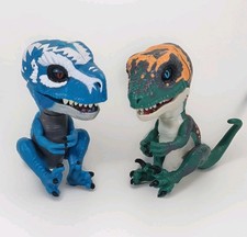 2 Fingerlings Untamed Raptors