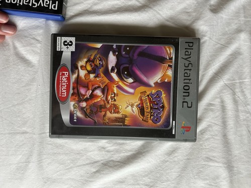 Spyro hero tail sony - hero's,