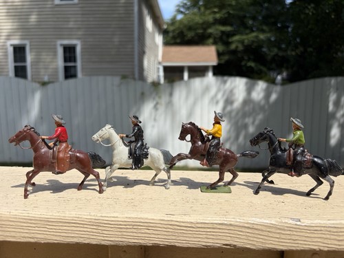 Set vintage britains wild - of,
