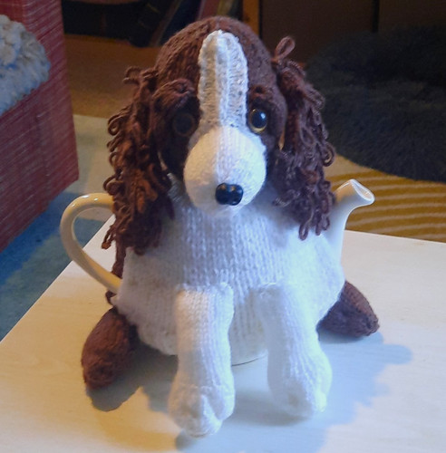 Handmade knitted tea cosy - handmade,