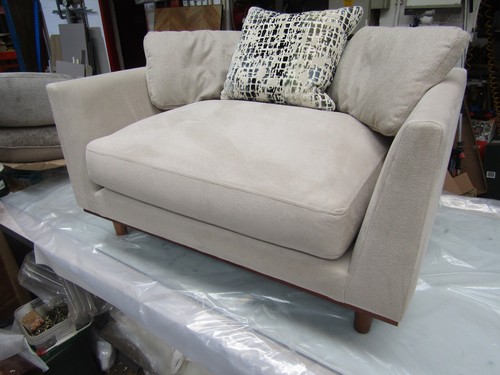 Swoon norfolk loveseat - swoon,