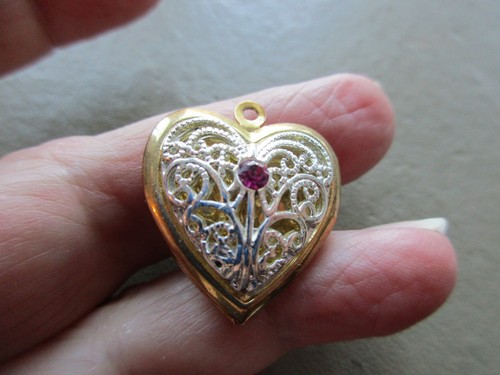 Pretty vintage gold - vintage,