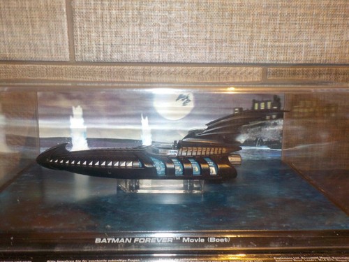 Batman forever 1995 batboat - :,