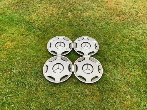 Mercedes hub caps - mercedes,