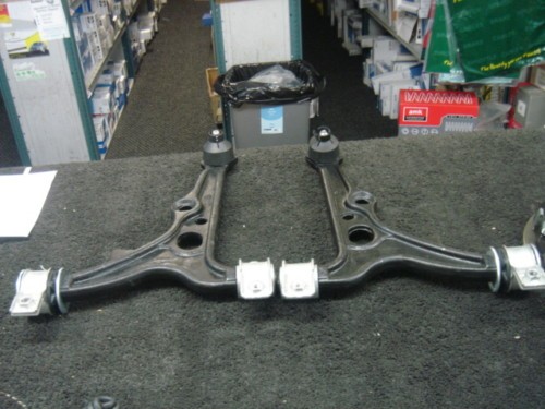 Alfa romeo gtv spider wishbone - alfa,
