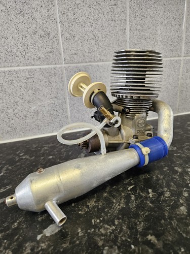 Thunder tiger nitro engine - rc,