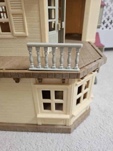 Sylvanian families beechwood - families,
