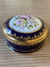 Limoges La Reine Trinket Box