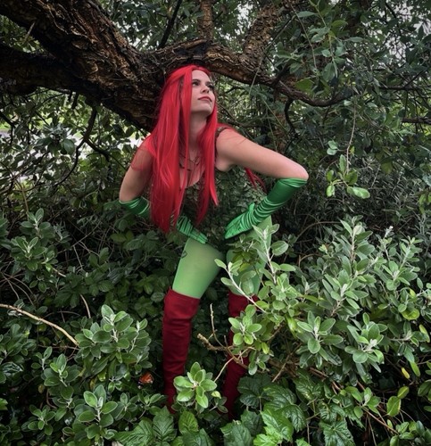 Poison ivy cosplay - poison,