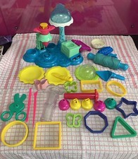 Large Bundle PLAY DOH  Cake Maker Plus shape cutters Extruders Press Tools (A)